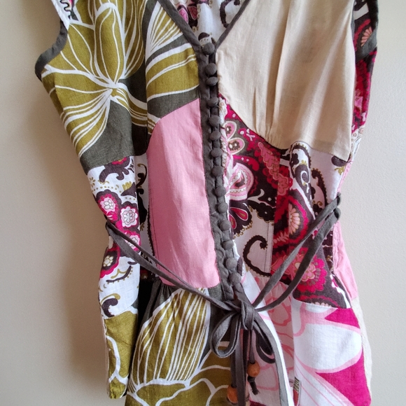 COPY - Vintage 100% Linen patchwork top with buttons and waist strings - Picture 10 of 12